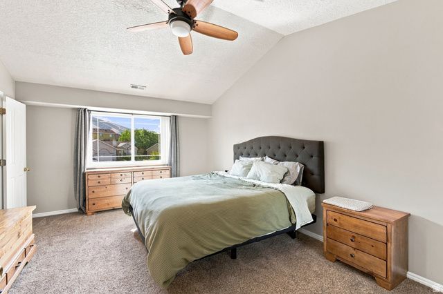 11882 S POND RIDGE DR, Draper, UT 84020