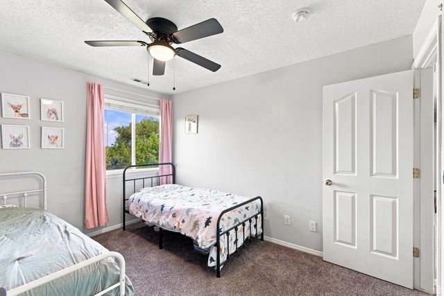 11882 S POND RIDGE DR, Draper, UT 84020