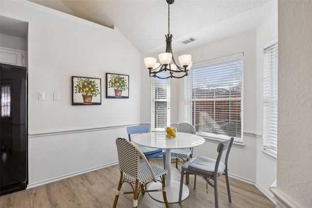 1002 Charter Oak Street, Allen, TX 75002