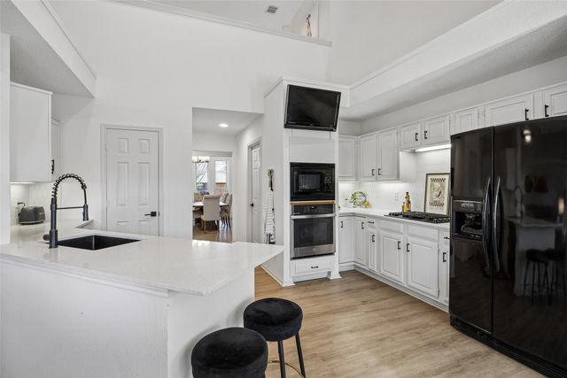 1002 Charter Oak Street, Allen, TX 75002