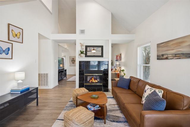 1002 Charter Oak Street, Allen, TX 75002