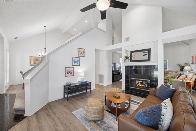 1002 Charter Oak Street, Allen, TX 75002