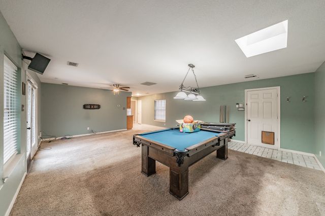 6901 Blake Drive, Arlington, TX 76001