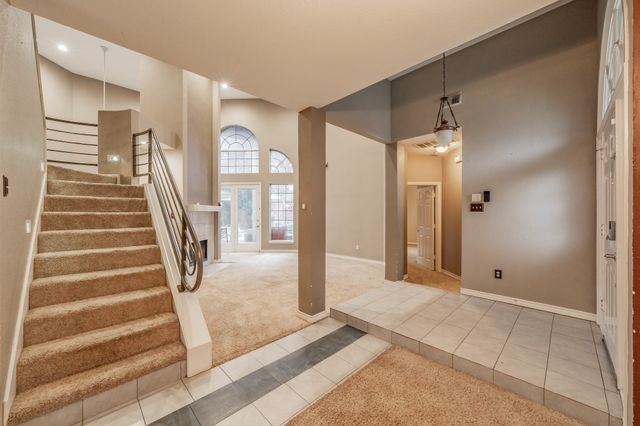 6901 Blake Drive, Arlington, TX 76001