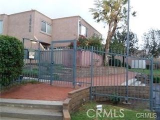 18535 Mayall Street J, Northridge, CA 91324