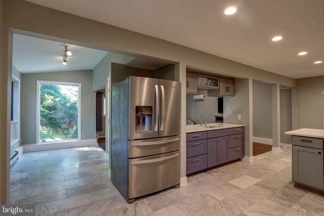 125 UNION MILL RD, Mount Laurel, NJ 08054