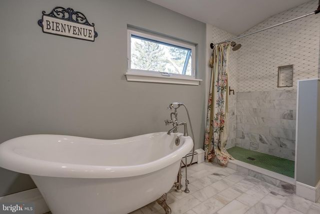 125 UNION MILL RD, Mount Laurel, NJ 08054