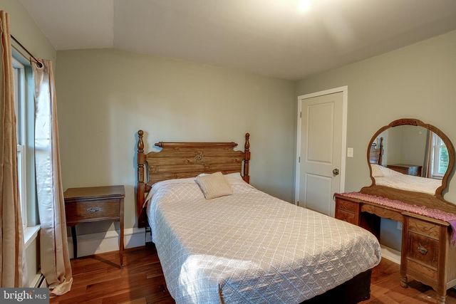 125 UNION MILL RD, Mount Laurel, NJ 08054