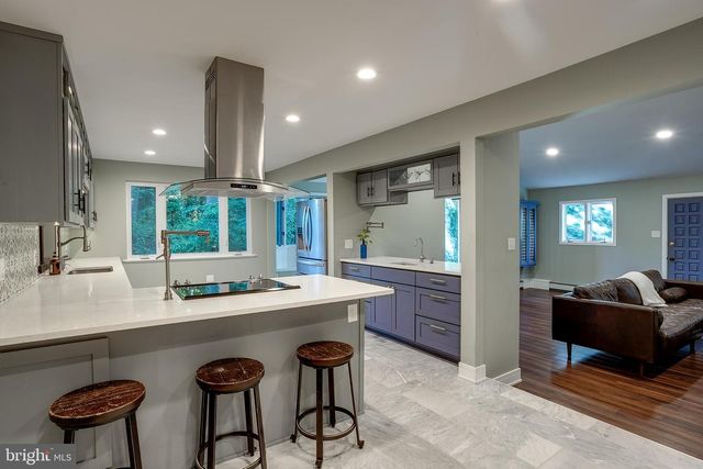 125 UNION MILL RD, Mount Laurel, NJ 08054