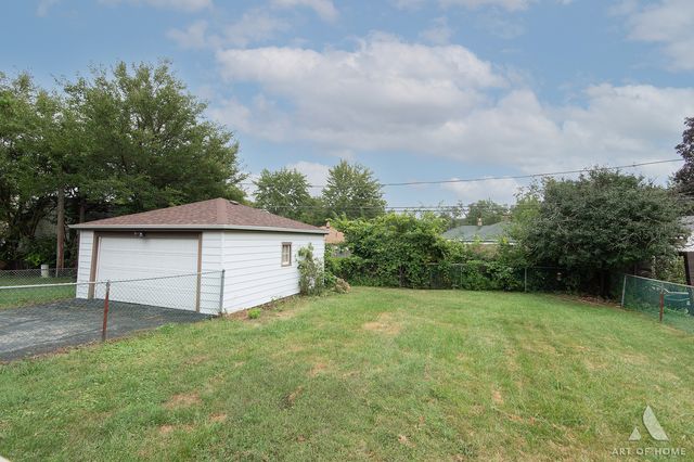 17633 Hillside Avenue, Homewood, IL 60430