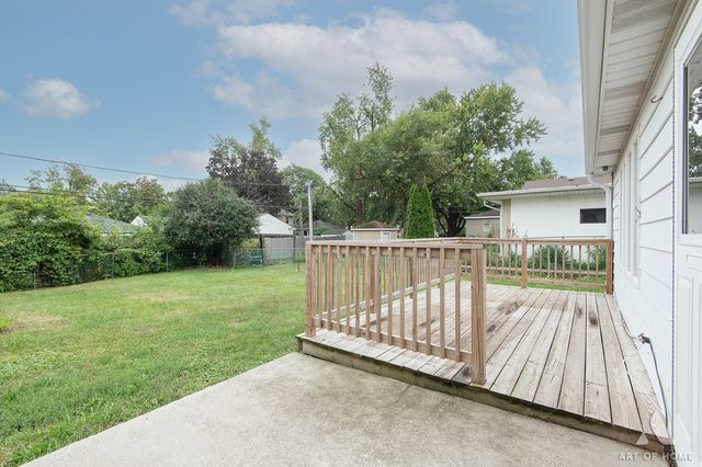 17633 Hillside Avenue, Homewood, IL 60430