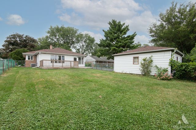 17633 Hillside Avenue, Homewood, IL 60430