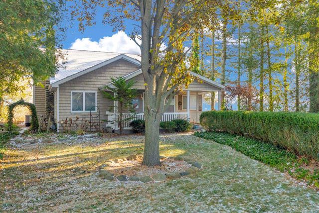 2769 Lakeshore Road, Sanilac Twp, MI 48401