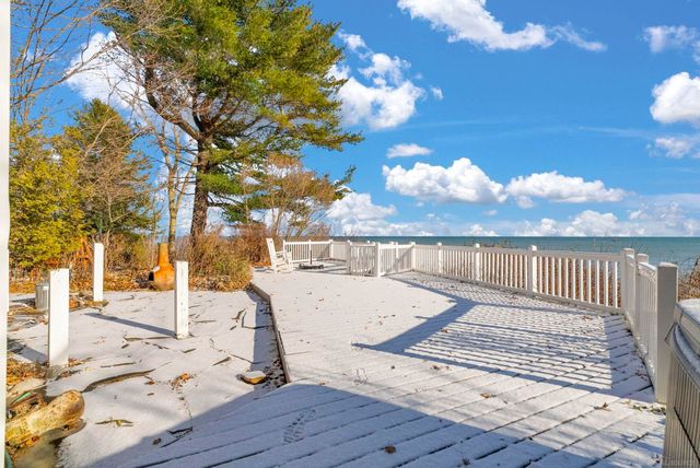 2769 Lakeshore Road, Sanilac Twp, MI 48401