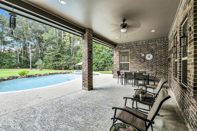 17235 Pecos Drive, Splendora, TX 77372