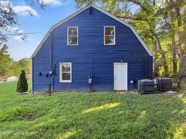 10527 Fairview Ave, Louisville, KY 40299