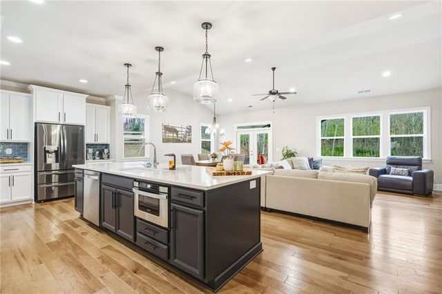 265 Fountain Oak Way, Canton, GA 30114