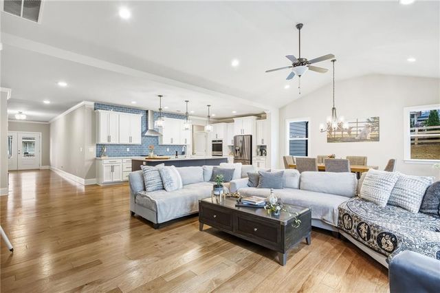 265 Fountain Oak Way, Canton, GA 30114