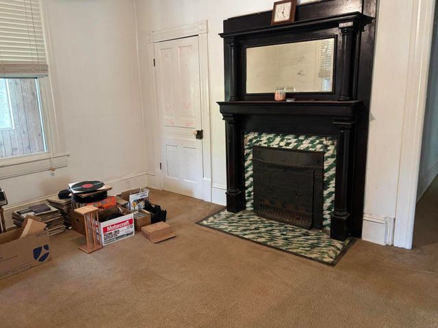 W 165 College ST, Rocky Mount, VA 24151