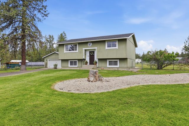 11338 W Tumbleweed Dr, Nine Mile Falls, WA 99026