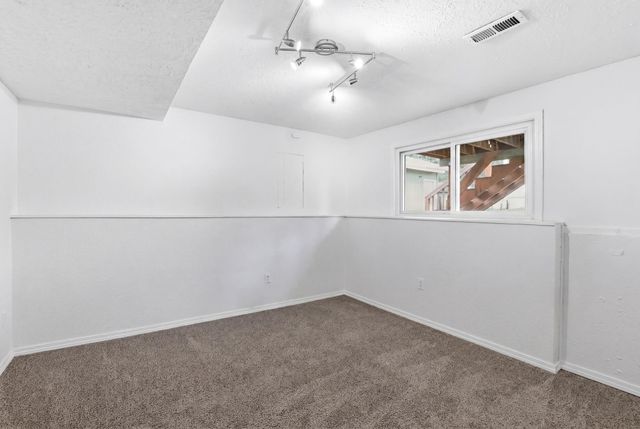 11338 W Tumbleweed Dr, Nine Mile Falls, WA 99026