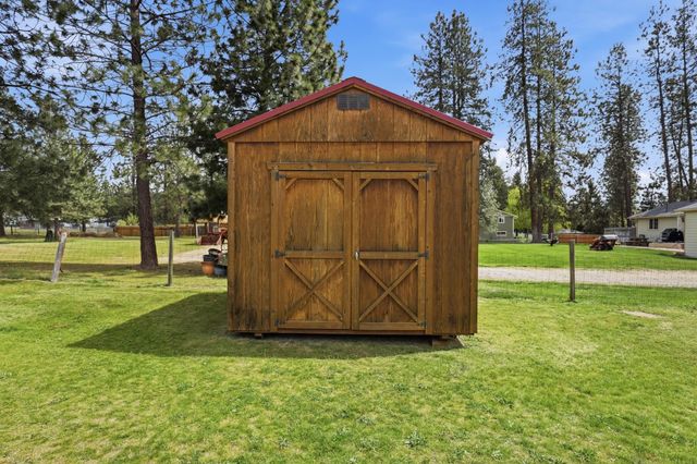 11338 W Tumbleweed Dr, Nine Mile Falls, WA 99026