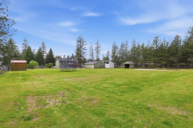 11338 W Tumbleweed Dr, Nine Mile Falls, WA 99026