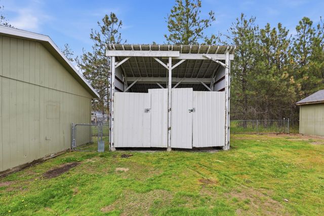 11338 W Tumbleweed Dr, Nine Mile Falls, WA 99026
