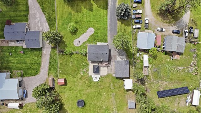 11338 W Tumbleweed Dr, Nine Mile Falls, WA 99026