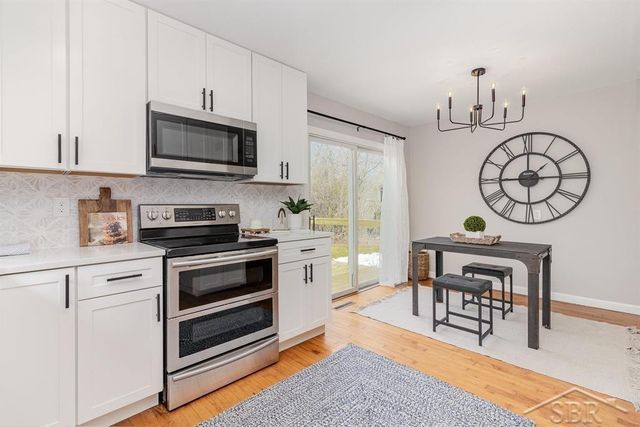 413 Wilson Drive, Midland, MI 48642