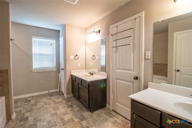 4104 Molly Dyer Drive, Killeen, TX 76549