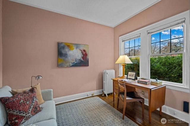 939 21st Avenue E, Seattle, WA 98112