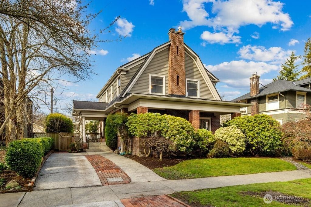 939 21st Avenue E, Seattle, WA 98112