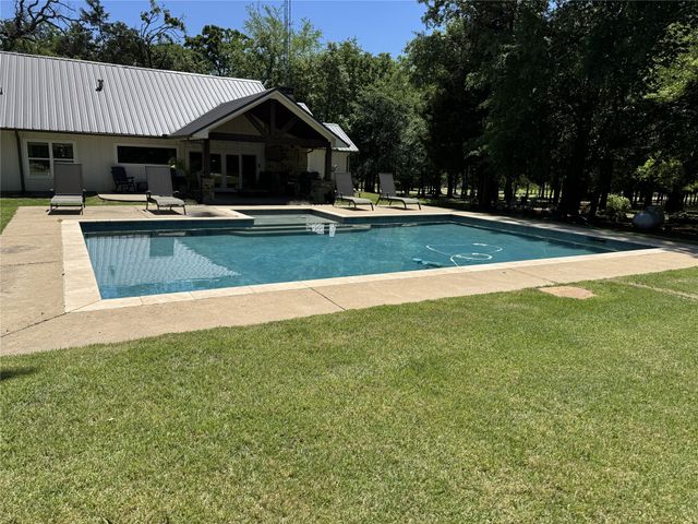 323 Vz County Road 2103, Canton, TX 75103
