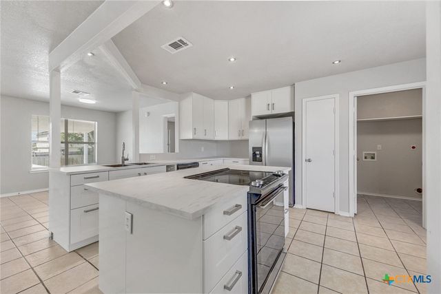 804 James loop, Killeen, TX 76542