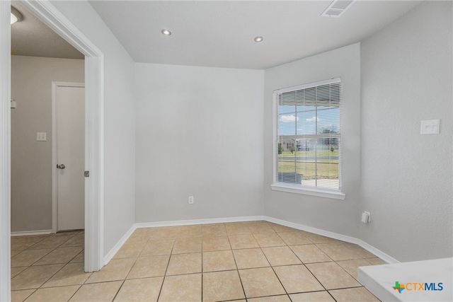 804 James loop, Killeen, TX 76542