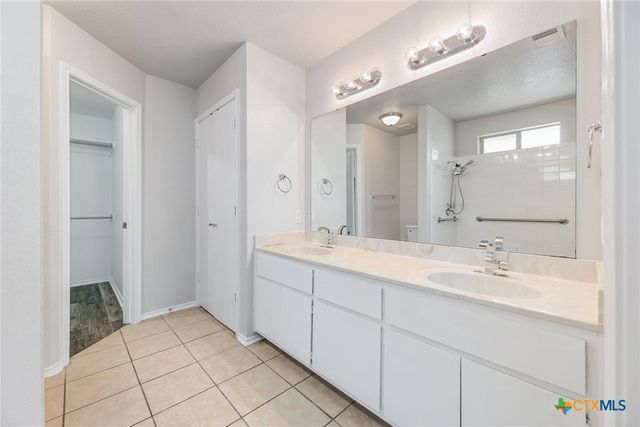 804 James loop, Killeen, TX 76542