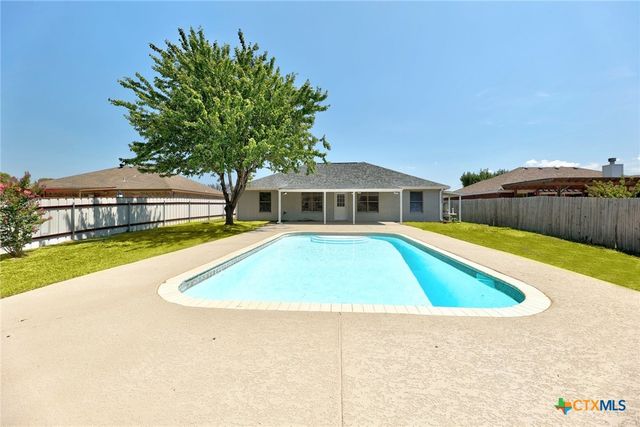 804 James loop, Killeen, TX 76542