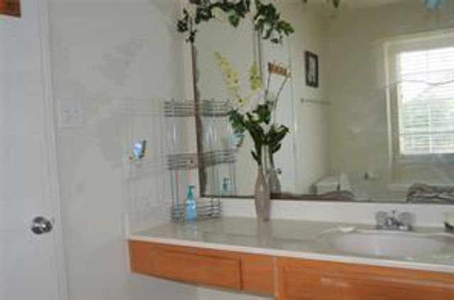 8106 Montague Manor Lane 83, Houston, TX 77072