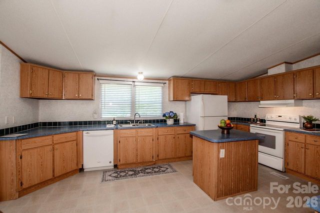 130 Gemstone Drive, Statesville, NC 28625