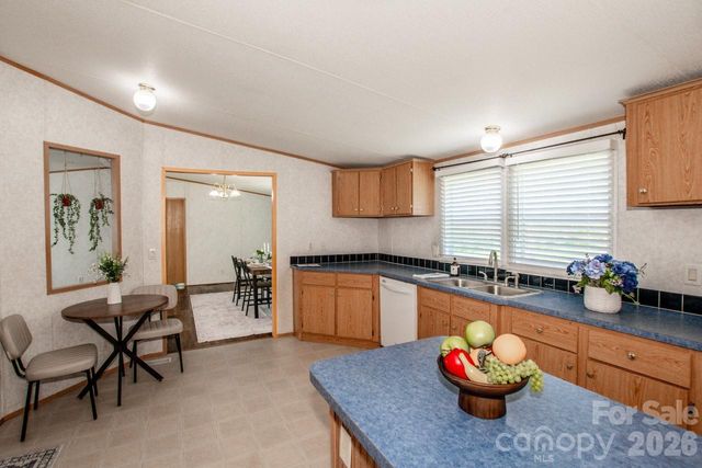 130 Gemstone Drive, Statesville, NC 28625