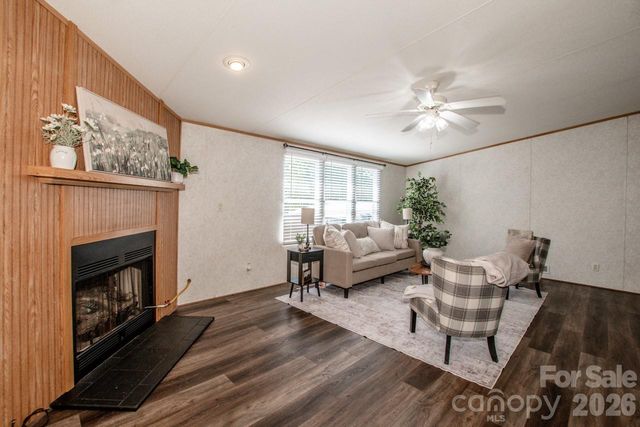 130 Gemstone Drive, Statesville, NC 28625