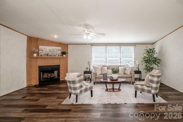 130 Gemstone Drive, Statesville, NC 28625