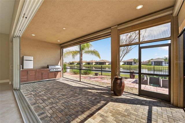 15512 CORONA DEL MAR DRIVE, Wimauma, FL 33598