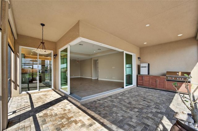 15512 CORONA DEL MAR DRIVE, Wimauma, FL 33598