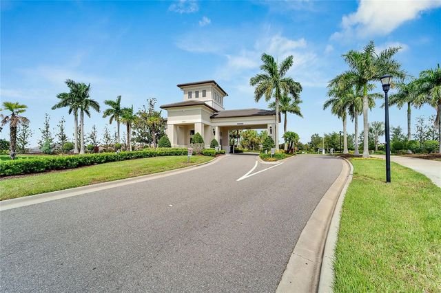 15512 CORONA DEL MAR DRIVE, Wimauma, FL 33598