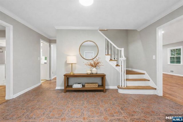 12 Apache Road, Wayne, NJ 07470