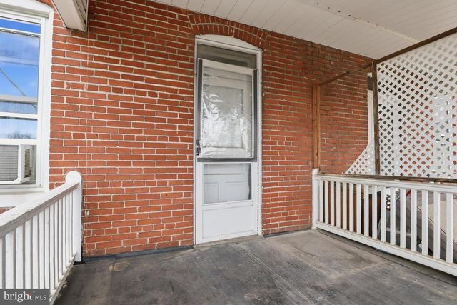 421 YORK ST, Hanover, PA 17331