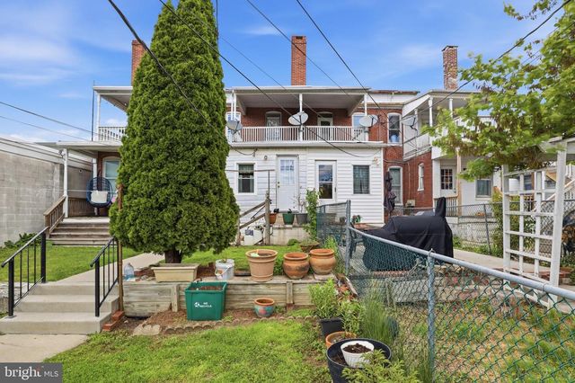 421 YORK ST, Hanover, PA 17331