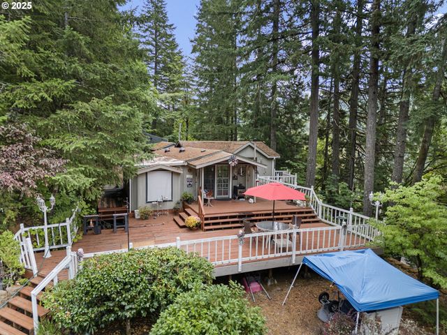 684 BEAR CREEK Rd, Cottage Grove, OR 97424